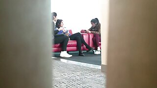 دلکش سنہرے بالوں وال ...